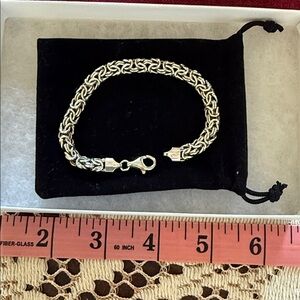 Stylish Sterling Silver Chain Bracelet